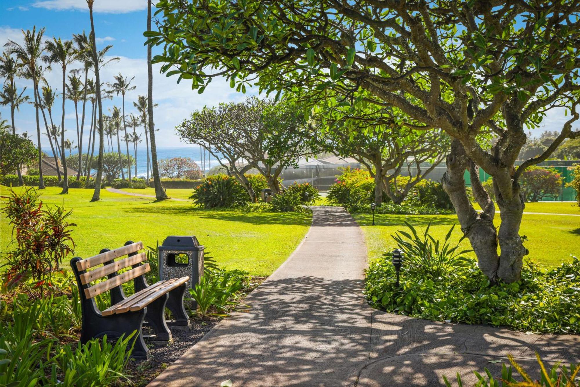 Aston At Poipu Kai Aparthotel Koloa Exterior photo
